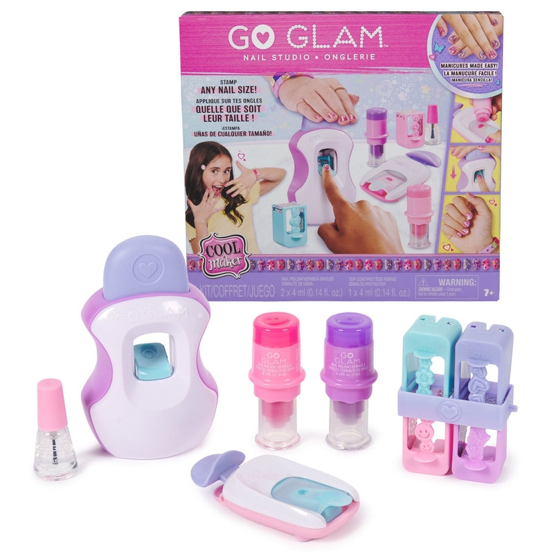 Studio Nail Kit, Style 200 Nails, 4 Designs, 2 Polish Applicators & Mask, Ages 7+ J7034