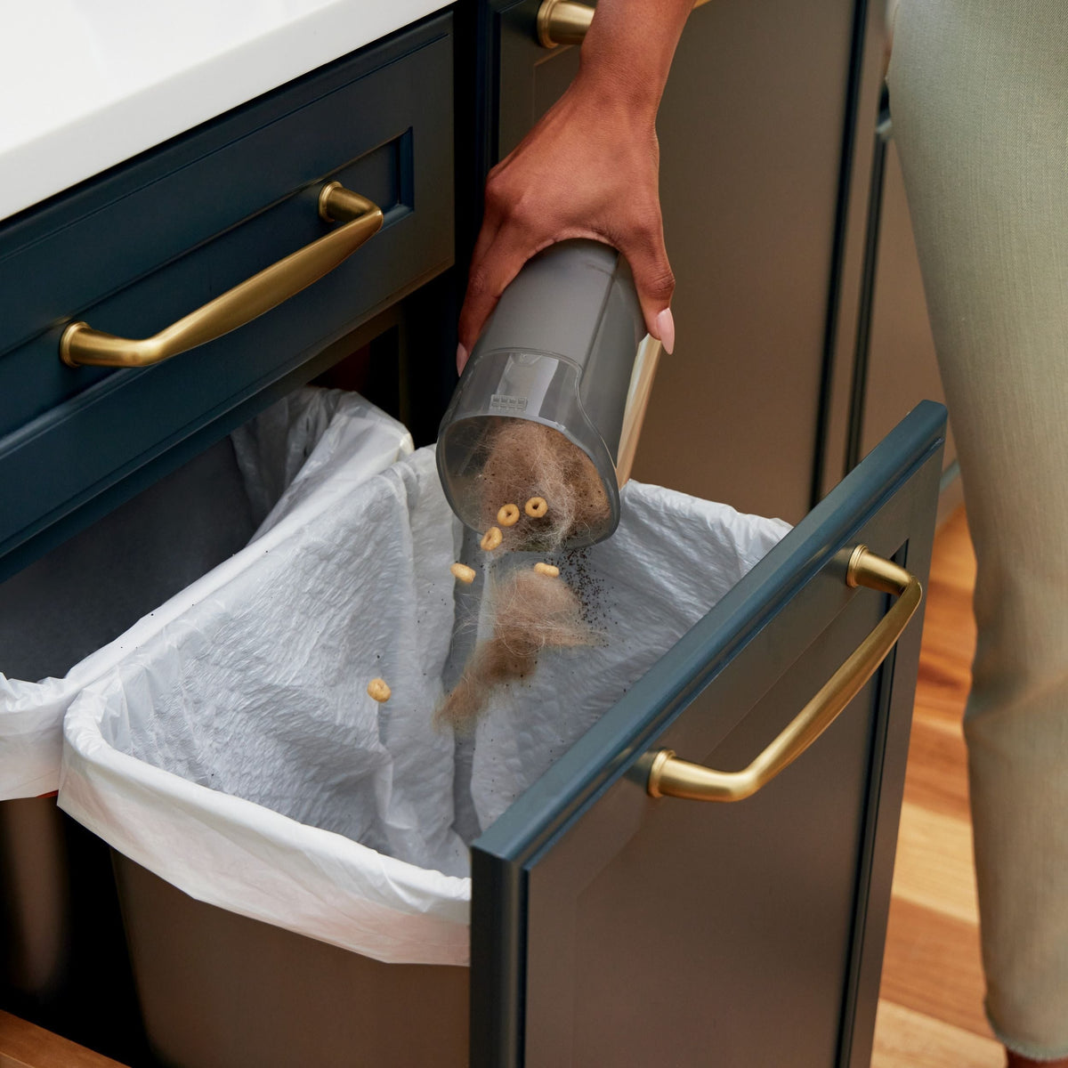 Cyclone Cordless Hand Vacuum